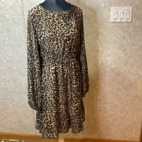 MIA AND TESS Leopard spot dress size large - Picture 6 of 10